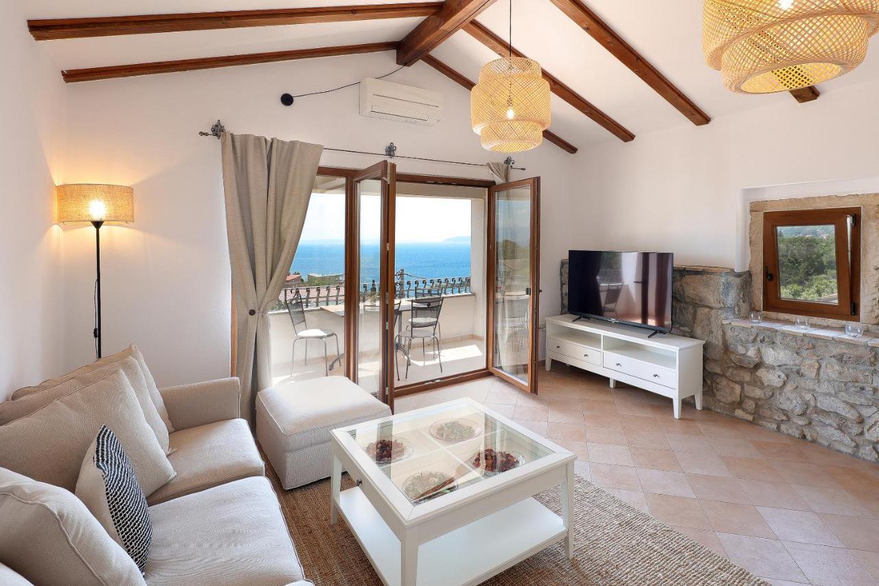 Villa Fani With Jacuzzi Ičići Екстериор снимка