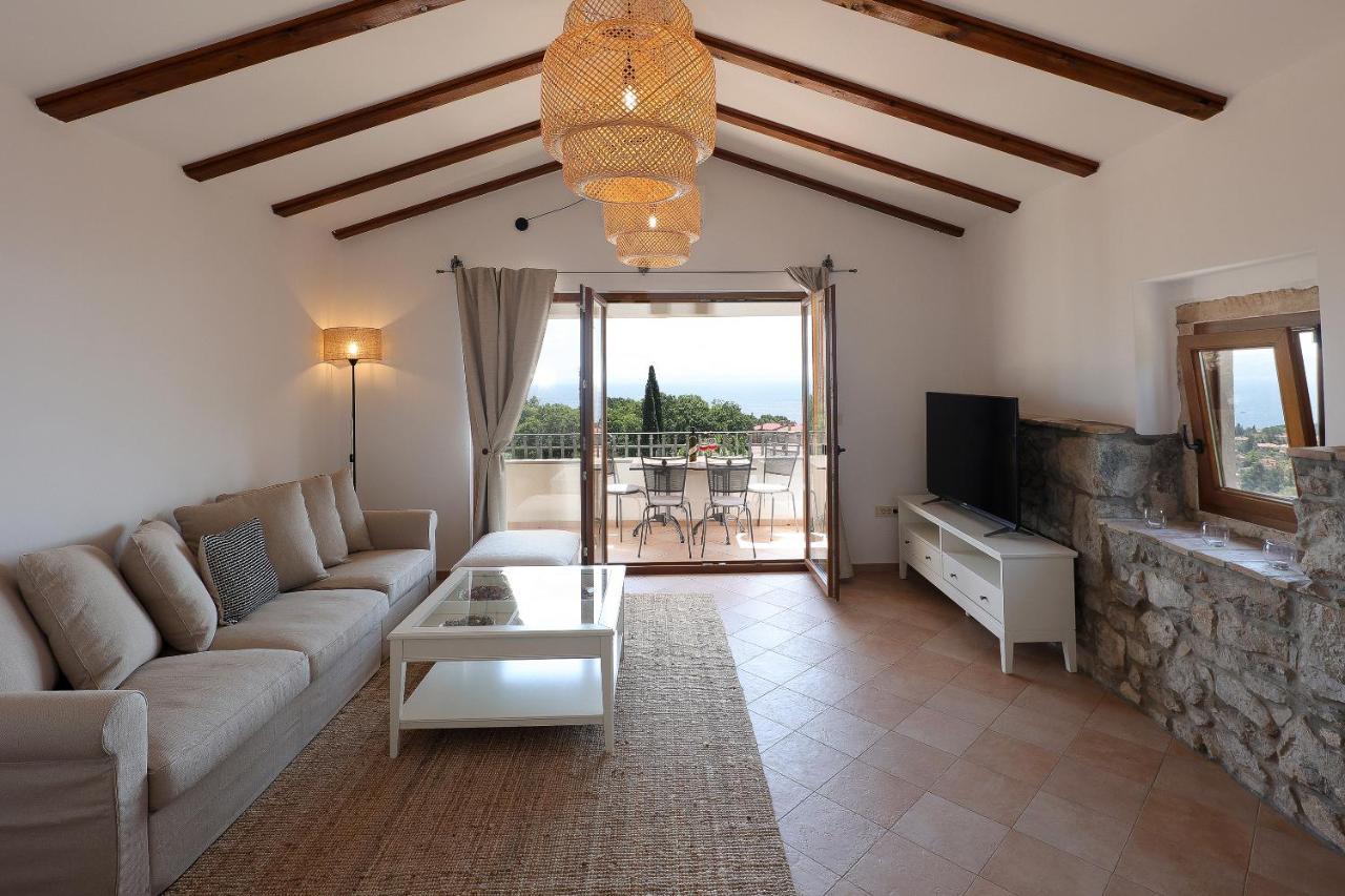 Villa Fani With Jacuzzi Ičići Екстериор снимка